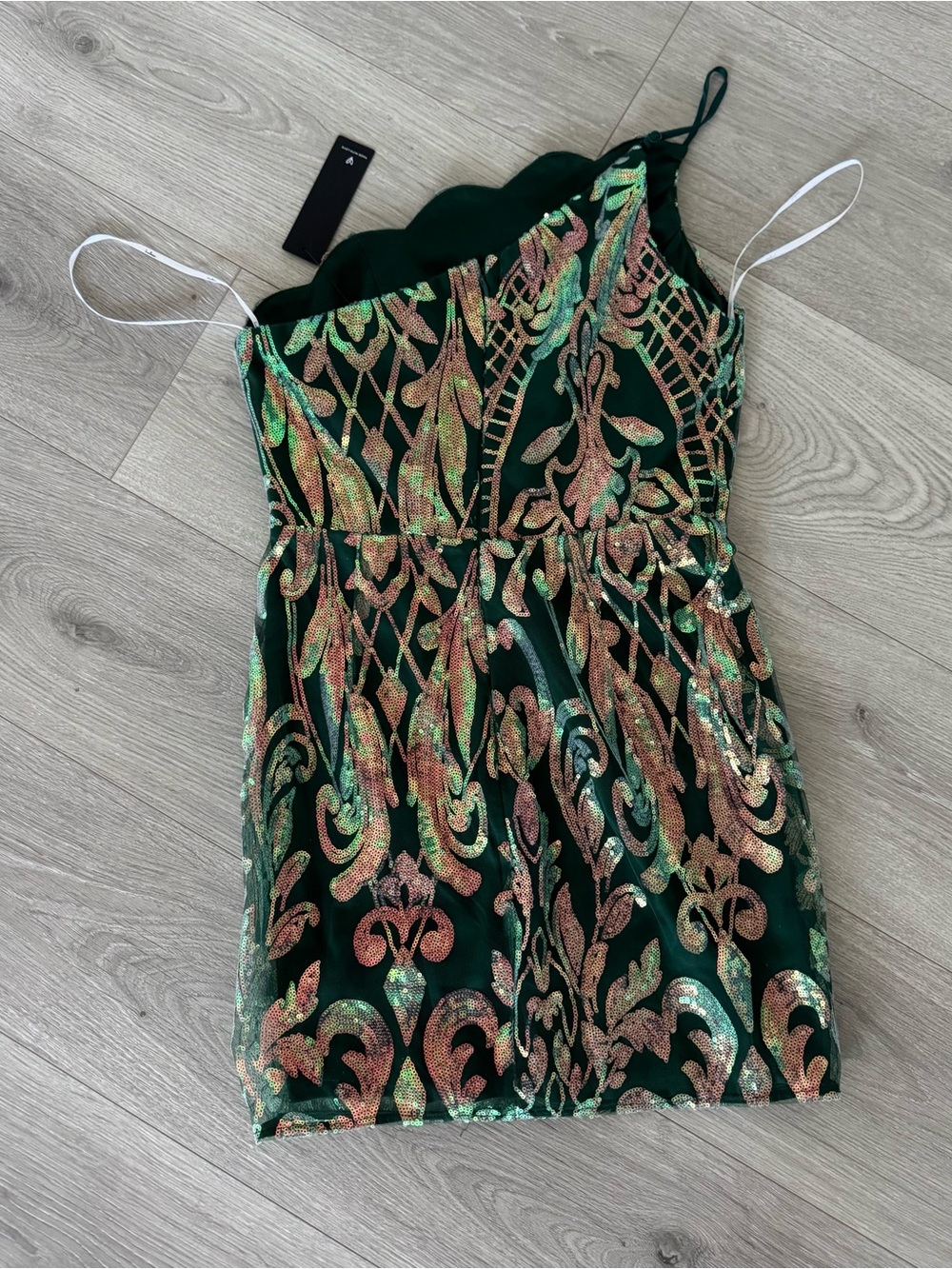 Lulu's Mesmerizing Shine Green Sequin One-Shoulder Party Dress Medium - Picture 5 of 16